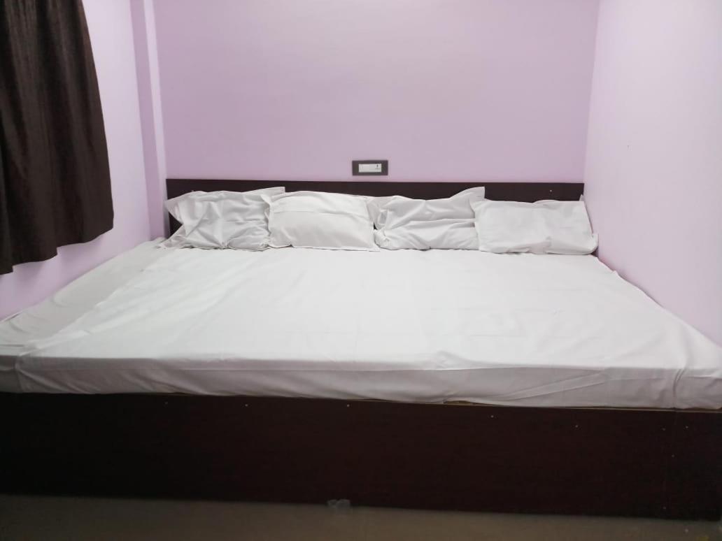 Hotel Sri Kousthubham Residency Tirupati Exterior foto